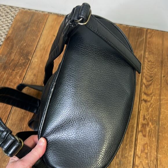 Vintage 90s Mickey Mouse large black leather backpack Disney - Picture 5 of 11